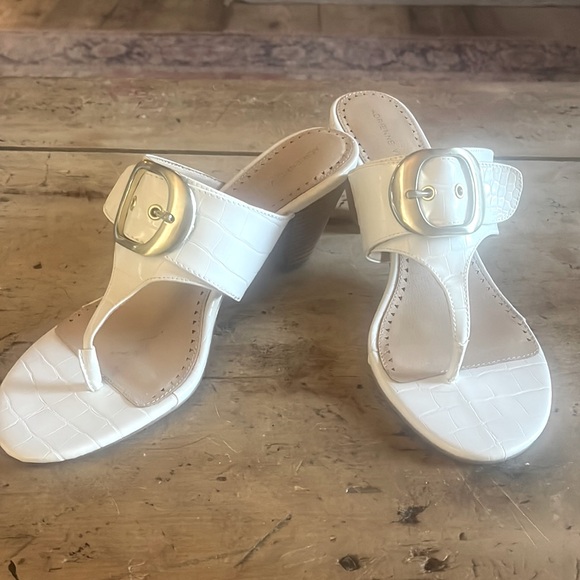Adrienne Vittadini size 10 sandals - Picture 1 of 7